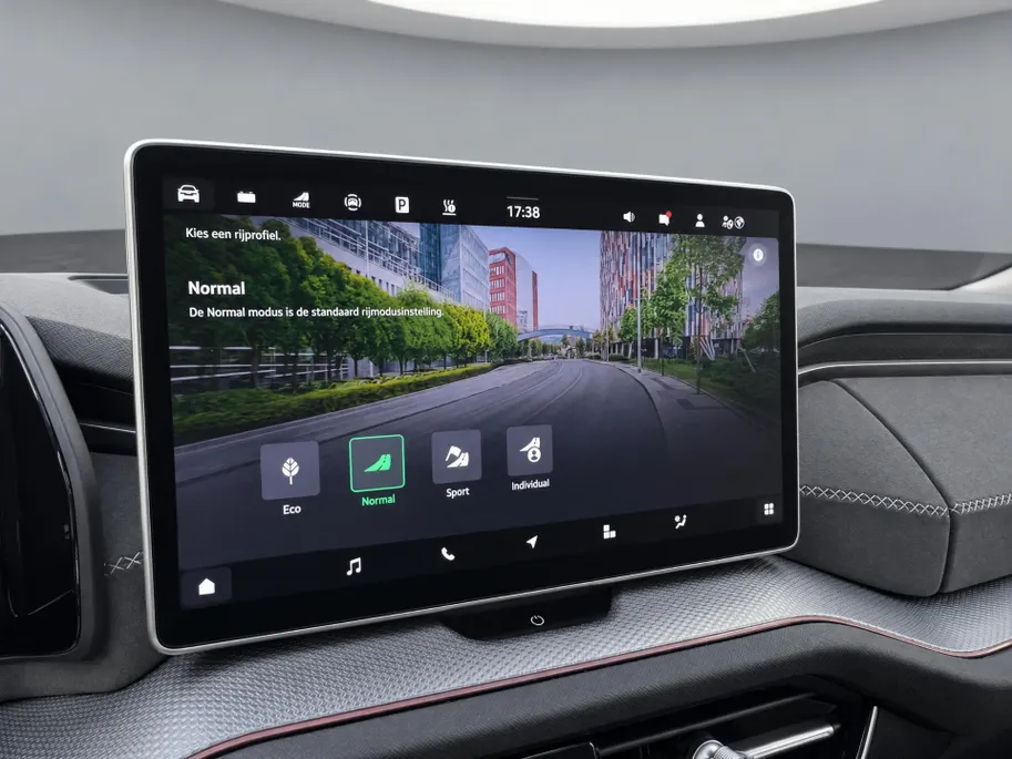 Škoda Kodiaq 1.5 TSI 204pk DSG PHEV Sportline Business · Panoramadak · Camera · Wegklapbare Trekhaak · Keyless · Elek. Voorstoel · 19'' Inch · Garantie t/m 29-06-2030 of 100.000km