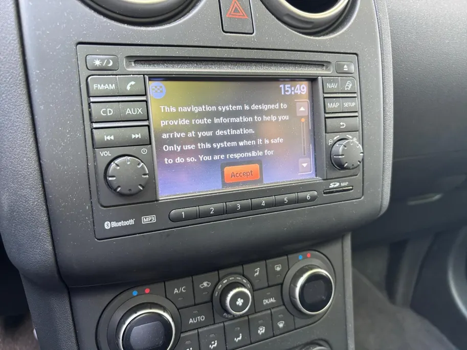 Nissan QASHQAI 1.6 Connect Edition 117PK | 1ste eigenaar | Navigatie | Cruise Control | Climate Control | Achteruitrijcamera | Panorama dak |