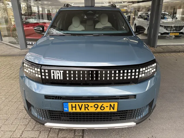 Fiat Grande Panda 1.2 Hybrid La Prima