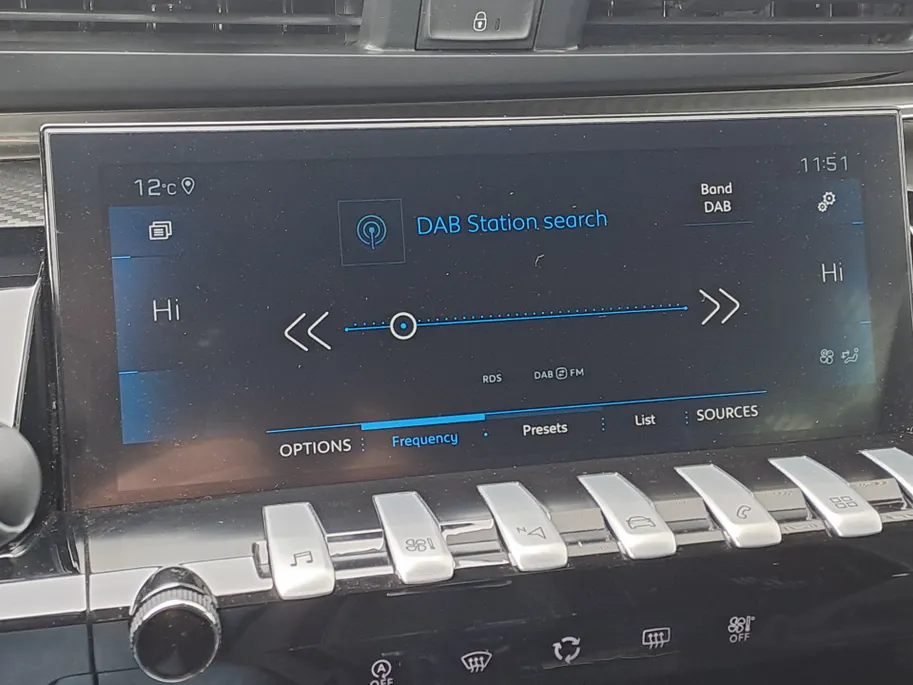 Peugeot 508 SW 1.2 PureTech Allure Pack Business AUTOMAAT | Navigatie | Adaptieve Cruise | Climate | Sensoren | Rijstrooksensor met correctie | Apple Carplay/Android Auto | Dode hoek detector