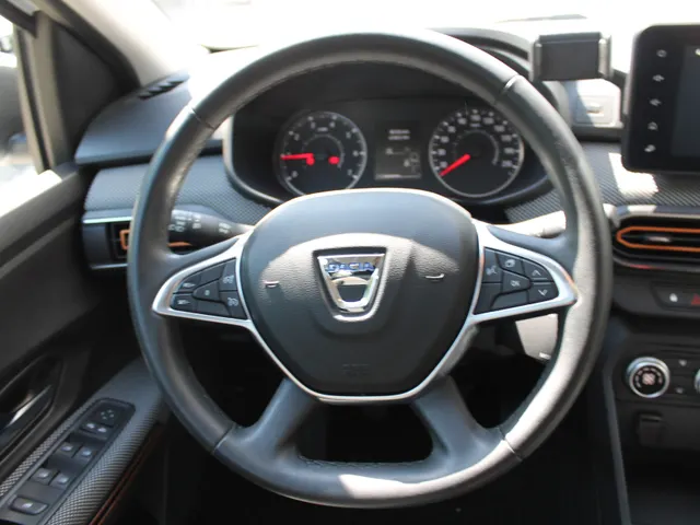 Dacia Sandero Stepway 1.0 TCe 100 Bi-Fuel Comfort | Climat Control | Cruise | Camera | Parkeersensoren |