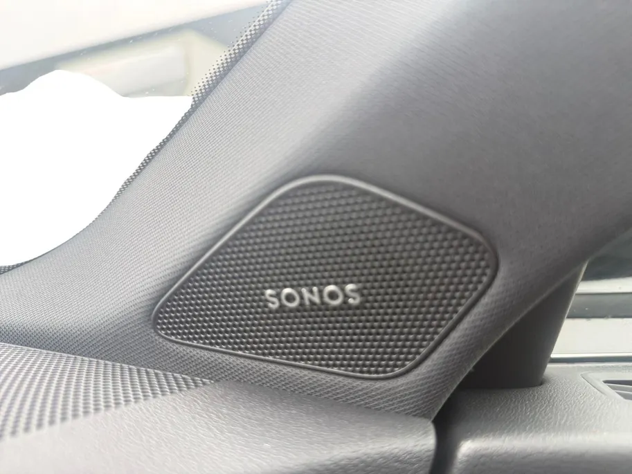 Audi A3 Sportback 35 TFSI S edition | 3X S Line | Schuif-Kantel Dak | Sportstoelen | SONOS | Camera | Stoelverwarming | Apple Carplay | Adaptief Cruise Control | Climate Control