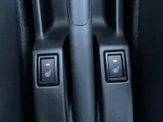 Suzuki Swift 1.2 Edition 60 Smart Hybrid | Voorraad | Snel Rijden | Zwarte Accenten | Adaptieve Cruise Control | Lederen Bekleding |