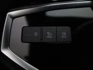 Audi Q3 Sportback 45 TFSIe 180kW/245PK S Line · Panoramadak · Trekhaak · Sonos soundsystem · Garantie t/m 04-04-2029 of 100000km.
