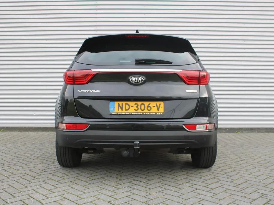 Kia Sportage 1.6 GDI First Edition | Trekhaak | 17' LM | Clima | Cruise | Navi | Camera | Parkeersensor achter |