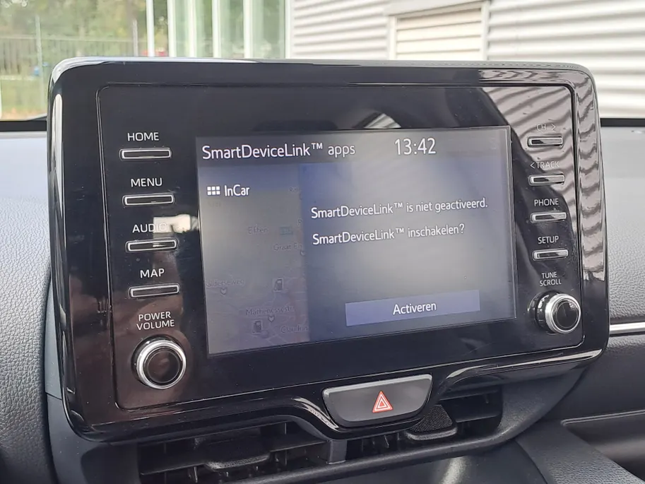 Toyota Yaris 1.5 Hybrid Active AUTOMAAT | Navigatie | Adaptieve Cruise | Climate | Camera | Rijstrooksensor met correctie | Apple Carplay/Android Auto