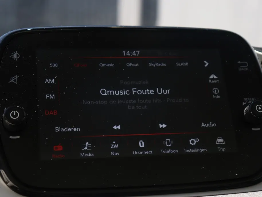 Fiat 500 1.0 Hybrid 70 PK Dolcevita | Navi | Carplay | Cruise | 15'