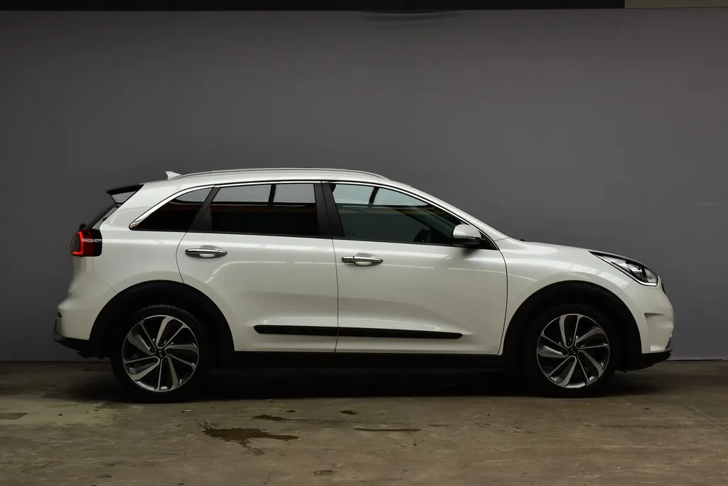Kia Niro 1.6 GDi Hybrid Design Edition |Schuifdak |Dealeronderhouden