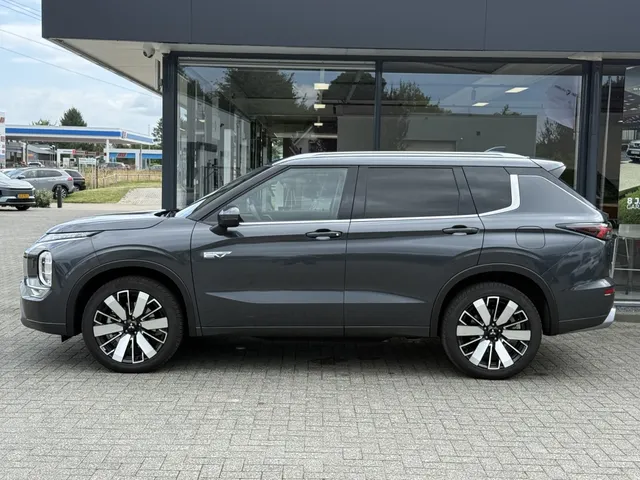 Mitsubishi Outlander 2.4 PHEV Instyle
