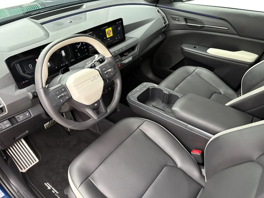 Kia EV5 GT-Line Business Edition 81.4 kWh | Demo | 20' Lichtmetaal | Pano | Memory | Stoel + Stuurverwarming | Camera | Leder | Beschikbaar vanaf december 2026 |