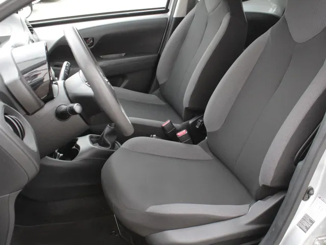 Toyota Aygo 1.0 VVT-i x-fun | Airco | Lm-Velgen
