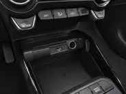 Kia Stonic 1.0 T-GDi MHEV DynamicPlusLine Dealer onderhouden | Trekhaak | Climate control | Navigatie |