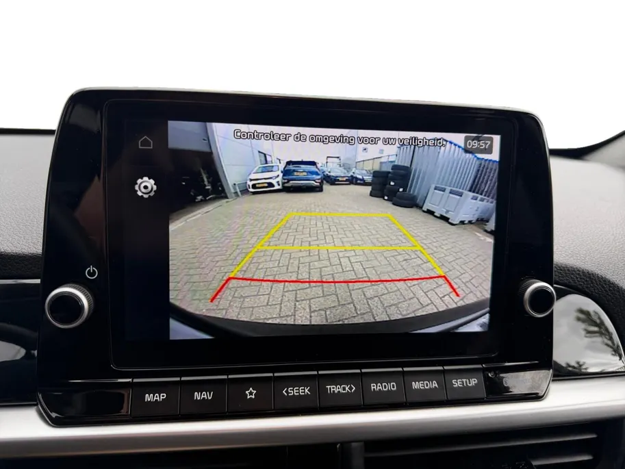 Kia Picanto 1.0 DPi DynamicPlusLine 1e Eigenaar | Navi | Bluetooth | Camera | Apple CarPlay & Android Auto | Keyless Entry | Metallic lak | Fabrieksgarantie | NAP