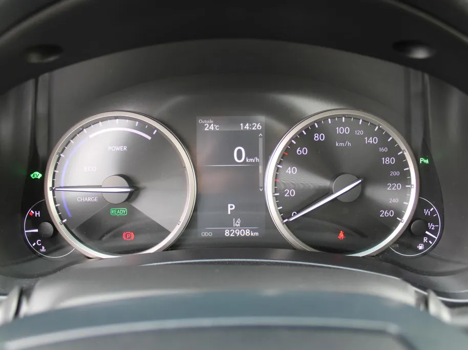 Lexus NX 300h AWD Sport Edition | Luxury + Safety Pack | Stuur-/stoelverwarming | Schuif-/kantel dak | Draadloze lader | 18' LM | Camera | Cruise adapt. |