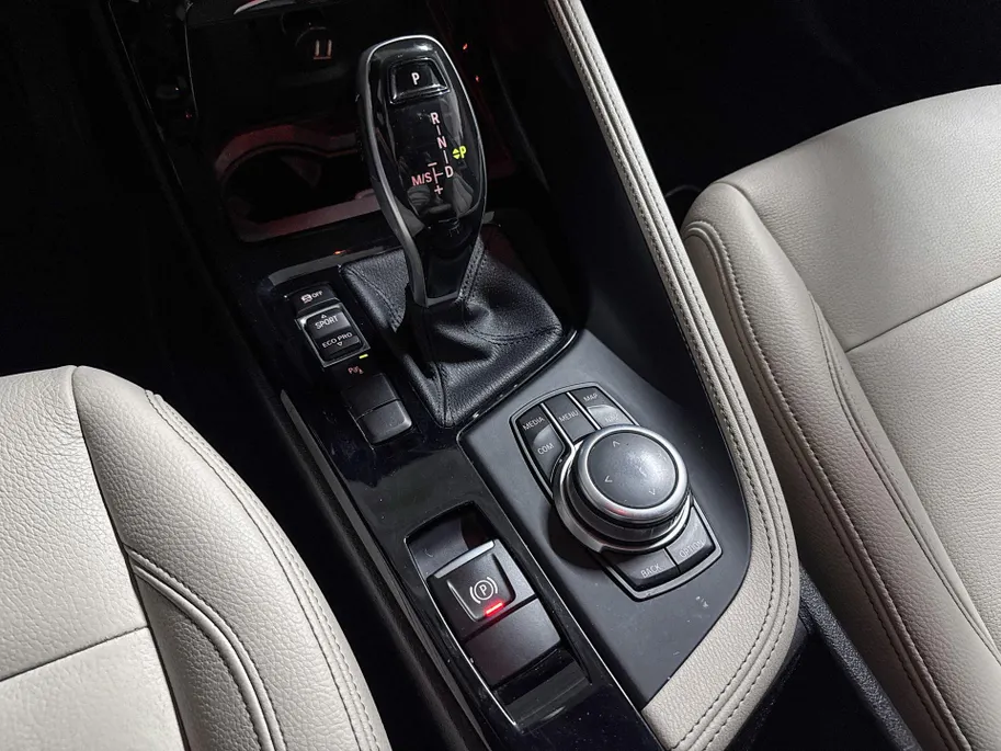 BMW X1 sDrive18i Business Edition Plus