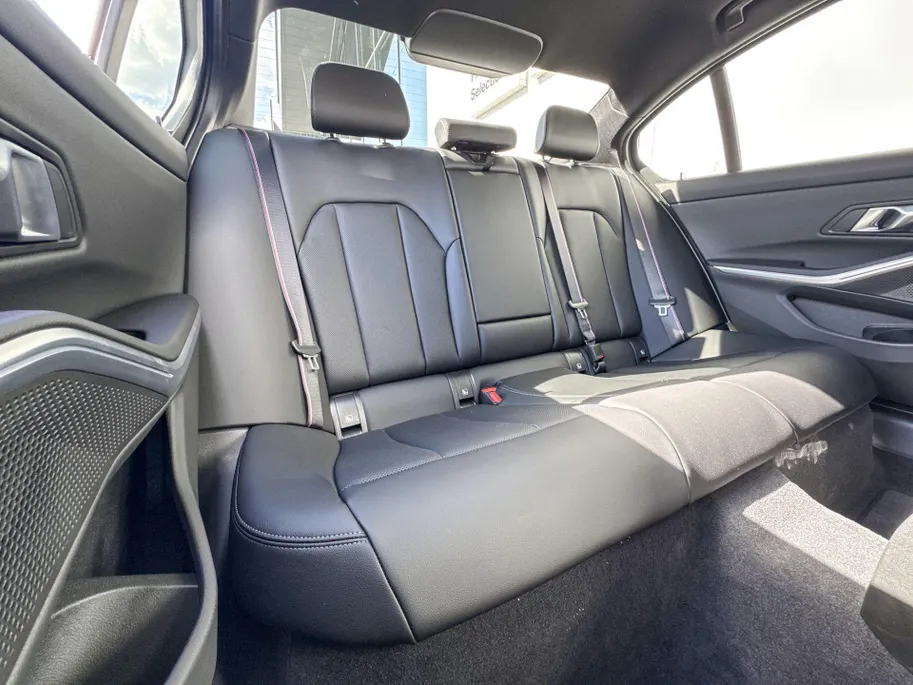 BMW 3 Serie Sedan 330e