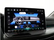Volkswagen Golf Life Edition 1.5 eHybrid 204 PK 6 versn. DSG · Draadloze telefoonlader · Achteruitrijcamera · Privatelease Van 594,- voor  472,- obv 24 maanden! · Prijs is inclusief inruilpremie · MEGA SALE