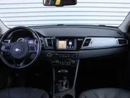 Kia Niro 1.6 GDi Hybrid DynamicPlusLine | Stuur-/stoelverwarming | Camera | Leer | Navi | Clima | Cruise adapt. | Keyless | 16' LM |