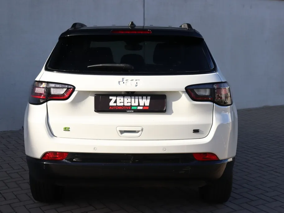Jeep Compass 1.5T e-Hybrid 130 PK S | Leder | Winter | Camera | LED | 19'