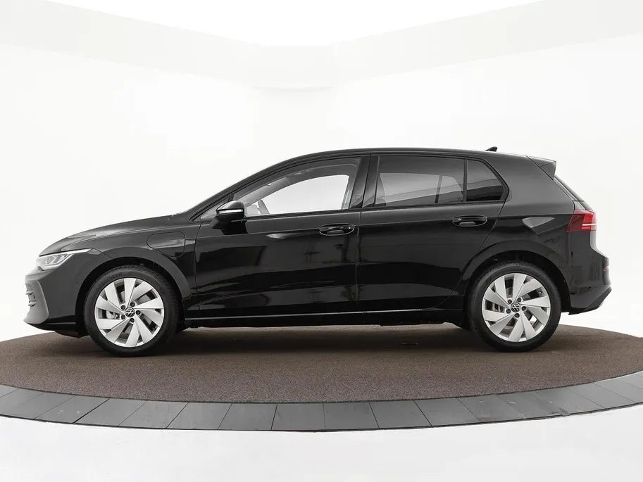 Volkswagen Golf Life Edition 1.5 eHybrid 204 PK 6 versn. DSG · Achteruitrijcamera · Draadloze telefoonlader · Comfort pakket · Prijs in inclusief inruilpremie · MEGA SALE