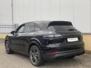 Porsche Cayenne 3.0 E-Hybrid 340KW met Panoramadak