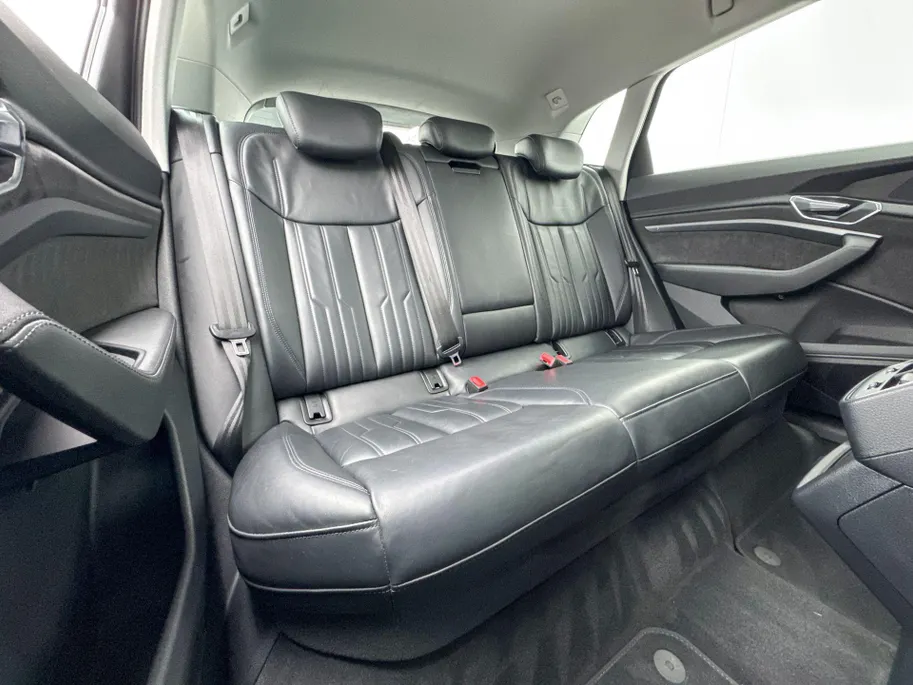 Audi E-tron 55 Quattro Advanced 95 kWh