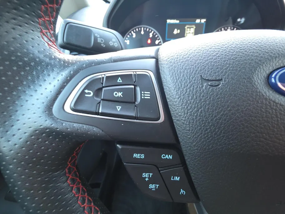 Ford EcoSport 1.0 EcoBoost ST-Line | Two-Tone | Winter Pack | Climate Control | Parkeersensoren | Apple CarPlay / Android Auto |