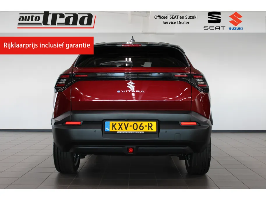 Suzuki e Vitara Style 61 kWh / Stoel + Stuurverwarming / 360° Camera / Navigatie /