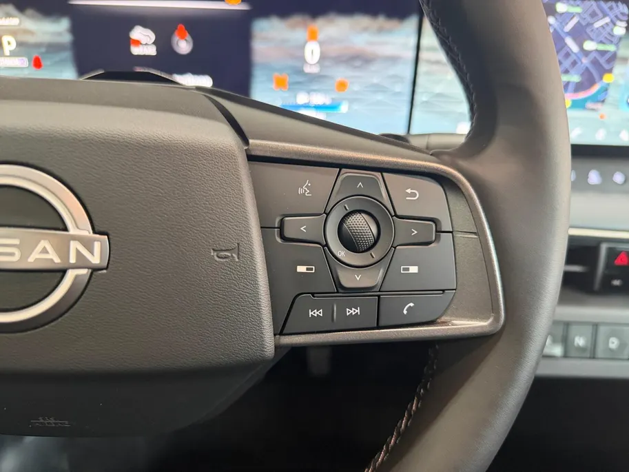Nissan Leaf Evolve 75 kWh | NISSAN MORE 10 JAAR GARANTIE | 622 KM WLTP | 2500 EURO INRUILPREMIE | SNEL RIJDEN | BOSE | RONDOM CAMERA | CARPLAY |