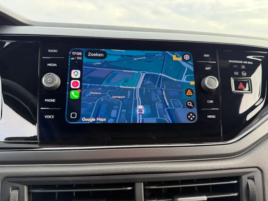 Volkswagen Polo 5-deurs 1.0 TSI R-Line Nederlandse Auto | Pano dak | LED iQ | Virtual Cockpit | CarPlay | 17' Bergamo | etc.