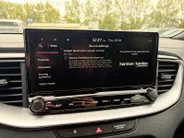 Kia Ceed Sportswagon 1.0 T-GDi GT-Line Business Edition | *1E EIGENAAR | FABRIEKSGARANTIE | APPLE CARPLAY/ ANDROID AUTO | JBL SOUND | STOF/LEDER | NAVI | CAMERA | LMV | ETC…