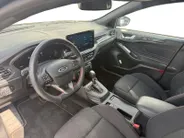Ford Focus Wagon St-Line X | Schuif-kanteldak | Adapt. Cruise Control | Winterpack | Achteruitrijcamera | Apple Carplay/ Android Auto | | B&O premium audio | 12 maanden garantie