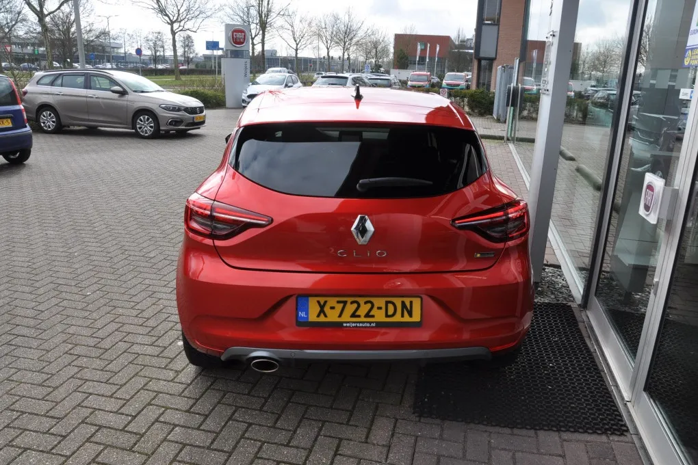 Renault Clio 140pk Nieuwstaat! All Seasons 1.3 TCe R.S. Line