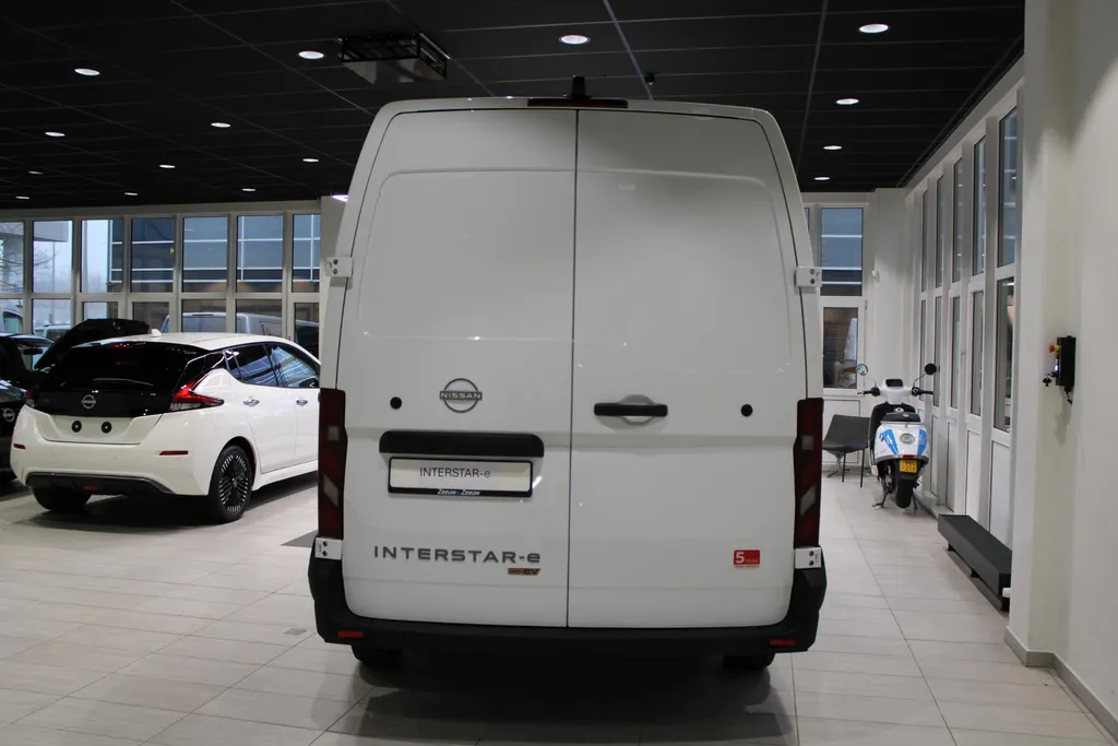 Nissan Interstar Interstar-e L2H2 Limited 87 kWh |100 % Elektrisch| Climate | Apple/Android Carplay | Cruise |