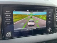 Škoda Karoq 1.5 TSI ACT Business Edition | Lichtmetalen velgen| Parkeer sensoren| Automaat| Camera| Cruise Control| Zeer ruime auto in super nette staat