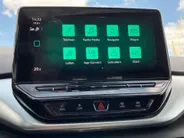 Volkswagen ID.4 Pro 77 kWh 204PK · Panoramadak · Navigatie · Apple Carplay · SOH 94,9%  ·