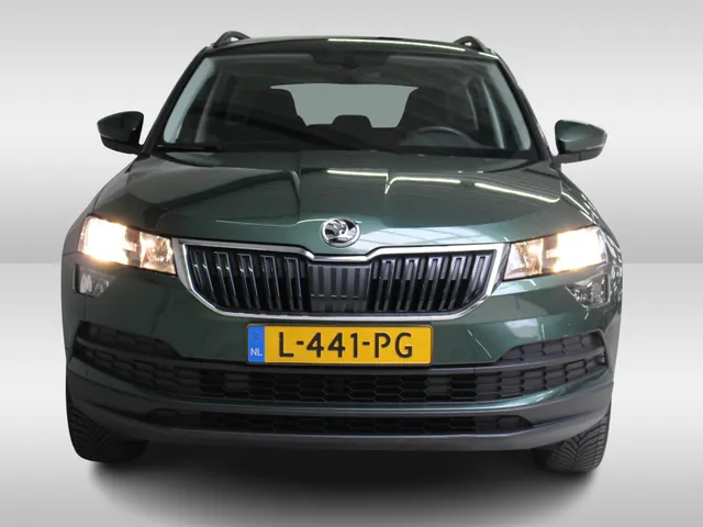 Škoda Karoq 1.0 TSI Business Edition Navigatie | Parkeersensoren | Cruise Control |