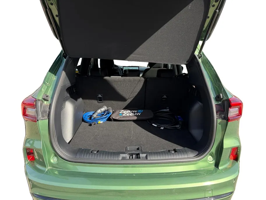 Ford Kuga 2.5 PHEV ST-Line | NL auto | Automaat | Winter pack | Adapt. Cruise control | BLIS | 360 graden camera | Draadloos opladen mobiel | Fabrieksgarantie tot 01-2028 |