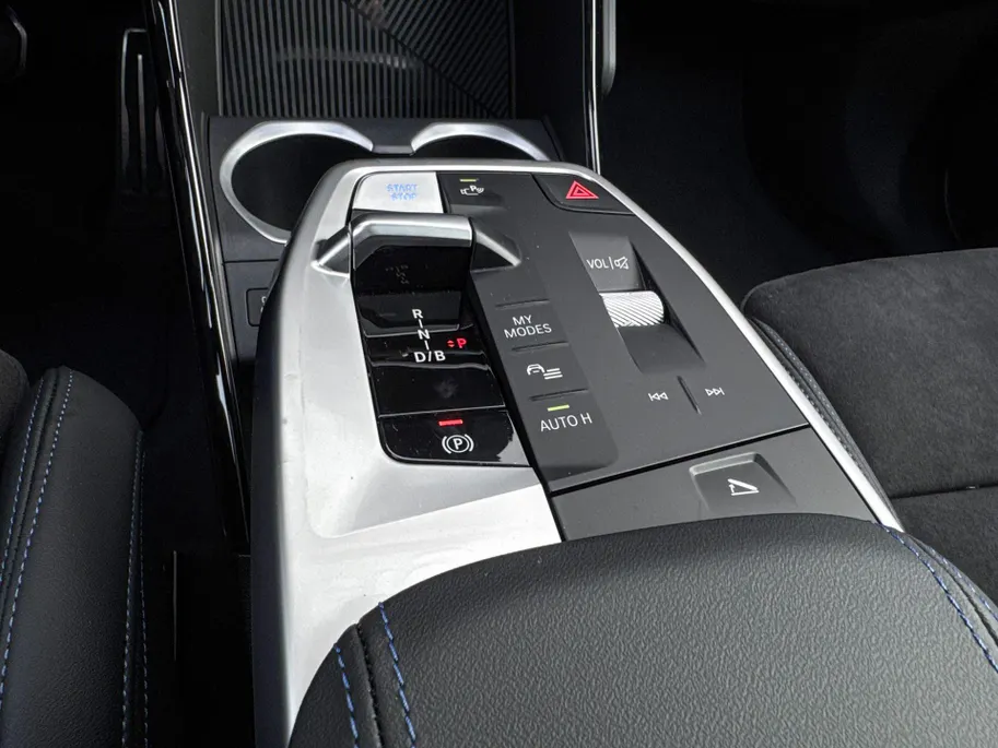 BMW iX1 eDrive20 67 kWh M Sport Edition
