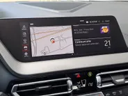 BMW 1 Serie 118i Business Edition M-exterieur pakket | Digitaal cockpit | Navigatie | Cruise | Climate | M-bekleding | M-stuur | Apple Carplay/Android Auto