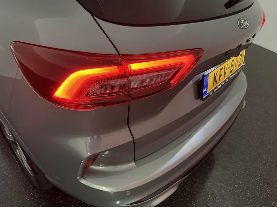 Ford Kuga 2.5 PHEV ST-Line X 243pk | Winterpack | AGR Stoelen | B&O | Pano |