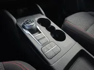 Ford Kuga 2.5 PHEV ST-Line | Winterpack | HUD  | Dodehoek Detectie | Elektr. Achterklep | Adapt. Cruise Control | 12 maanden garantie! |