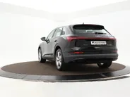 Audi e-tron e-tron 50 Quattro 313pk Launch Edition 71 kWh · SOH 94,9% · Camera · Luchtvering · Afneembare Trekhaak · Stoelverwarming · Elek. Achterklep ·