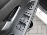 Kia Venga 1.4 CVVT X-ecutive | Trekhaak | 16' LM | Clima | Cruise | Navi | Parkeersensor achter |