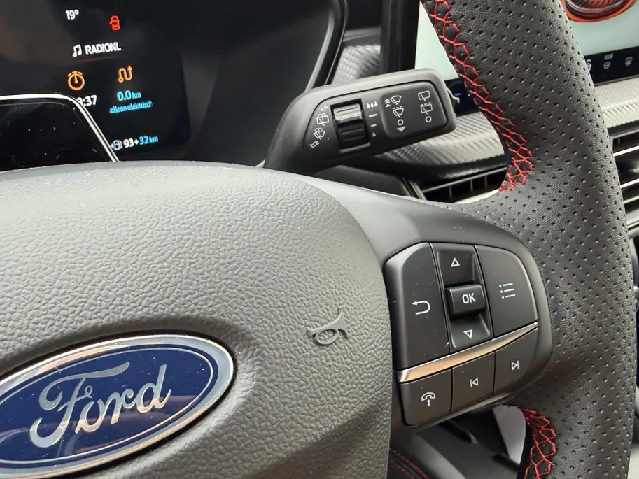 Ford Kuga 2.5 PHEV ST-Line X