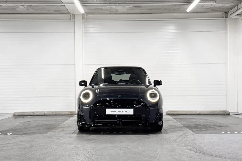 MINI Cooper 3-deurs Electric E John Cooper Works L