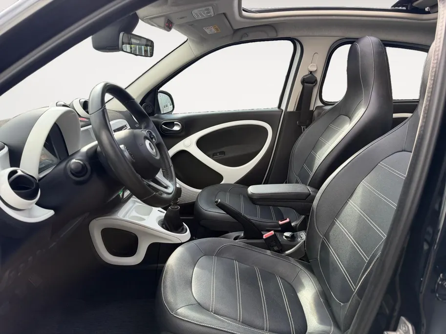 smart Forfour 1.0 Turbo Prime | Zeer nette auto | Open dak | Climate Control | Achteruitrijcamera | Navigatie | Stoelverwarming | Volledig onderhouden |