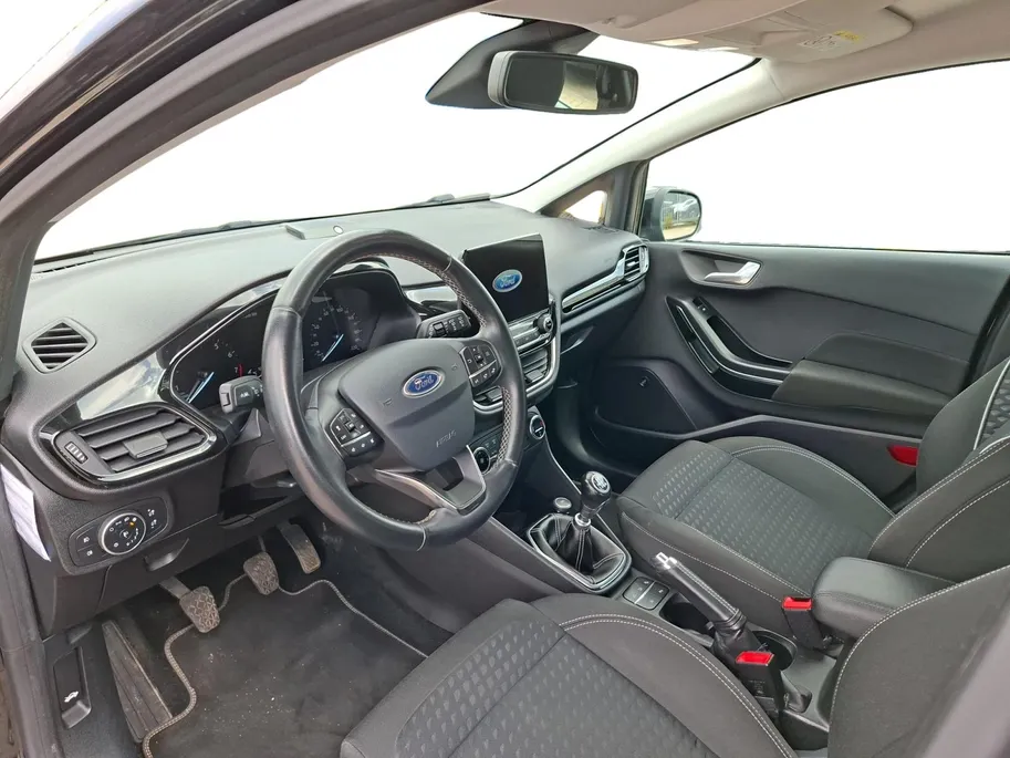 Ford Fiesta 1.0 EcoBoost Titanium | Dealeronderhouden | First edition pack | Adaptieve cruise control | Voorruitverwarming | Parkeer sensoren
