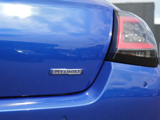 Suzuki Swift 1.2 Select Smart Hybrid Automaat | € 2200,- DEALERKORTING! | Alle kleuren leverbaar!