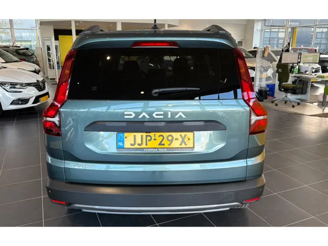 Dacia Jogger 1.0 TCe 100 ECO-G Expression 5p. | LM Velgen | Camera | Sensoren | Cruise | Apple Carplay/Android Auto